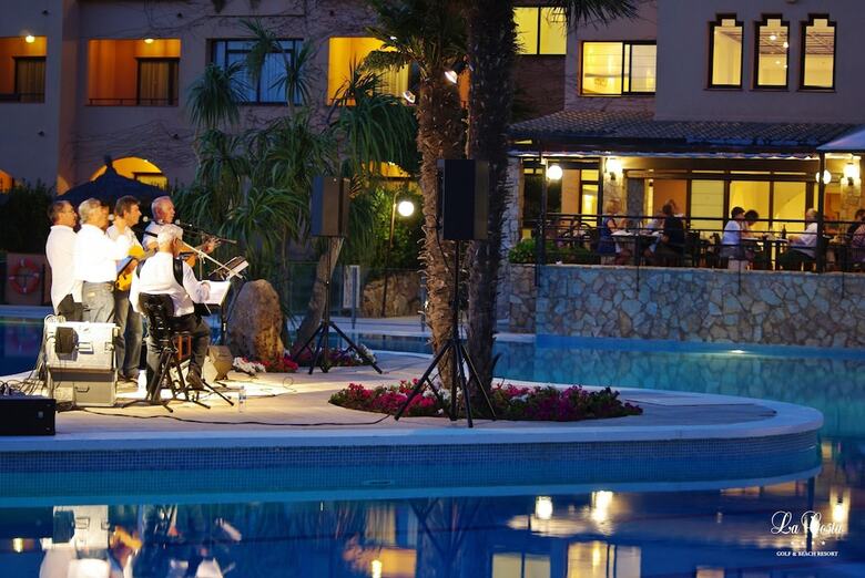 Hotel La Costa Golf & Beach Resort