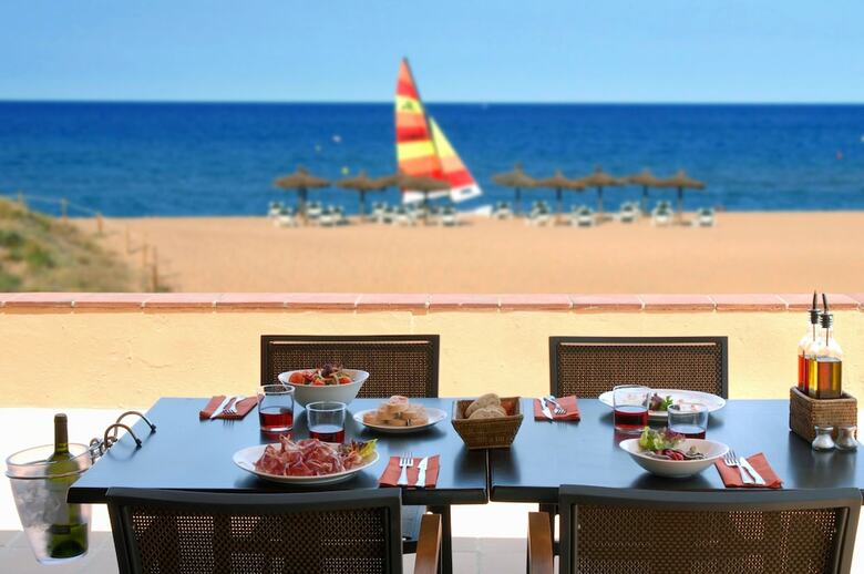 Hotel La Costa Golf & Beach Resort