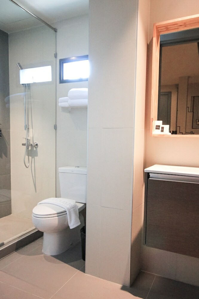 Tha City Loft Hotel