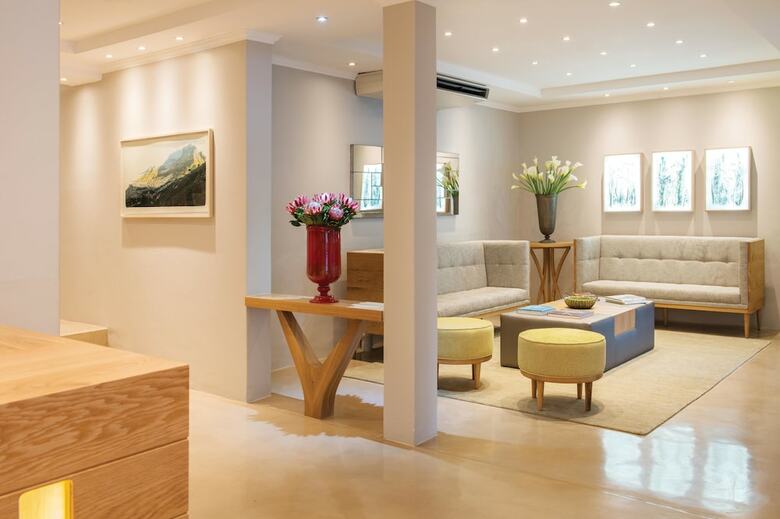Cape Town Hollow Boutique Hotel