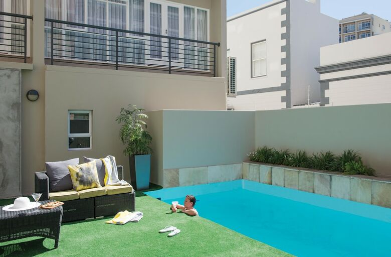 Cape Town Hollow Boutique Hotel