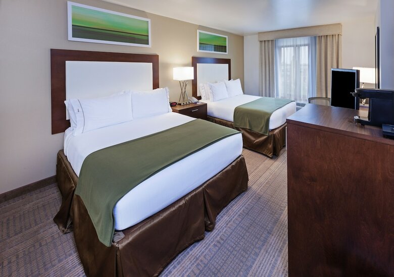 Holiday Inn Express Hotel & Suites Fort Worth Downtown