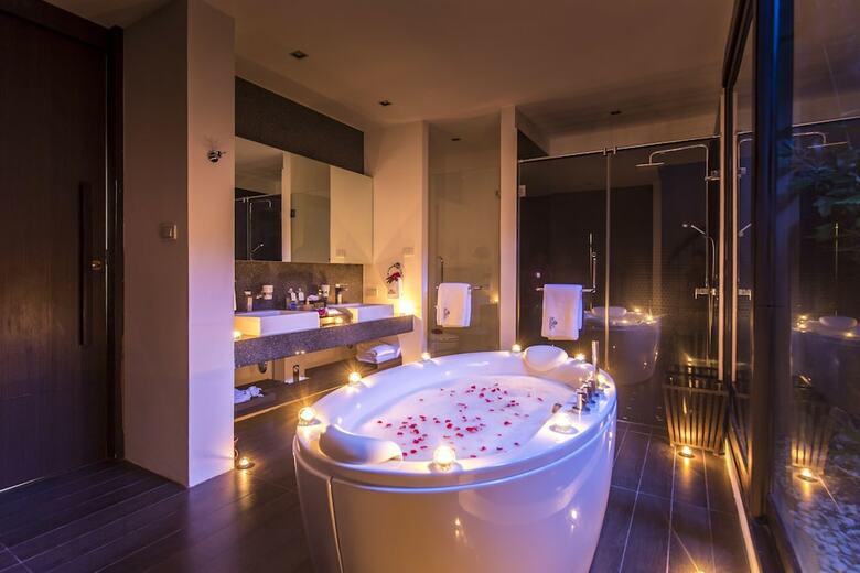 Hotel Executive Pool Villa By Baan Haad Ngam