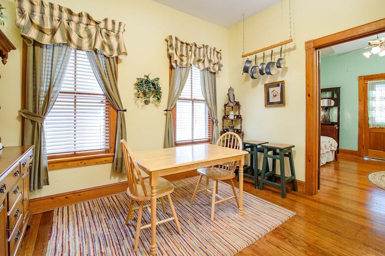 Bed & Breakfast Sweetwater Branch Inn