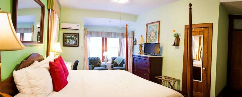 Bed & Breakfast Sweetwater Branch Inn