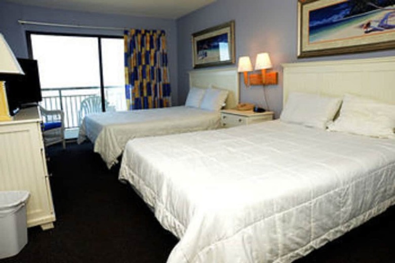 Bluewater Resort By Elliott Beach Rentals