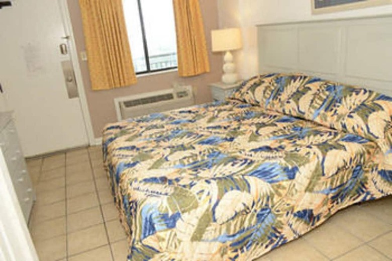 Bluewater Resort By Elliott Beach Rentals