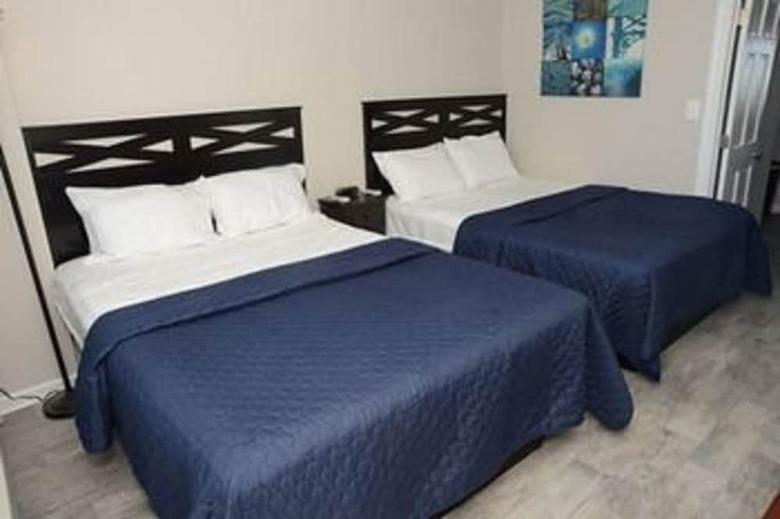 Bluewater Resort By Elliott Beach Rentals