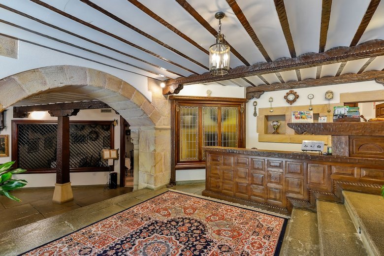 Hotel Santillana