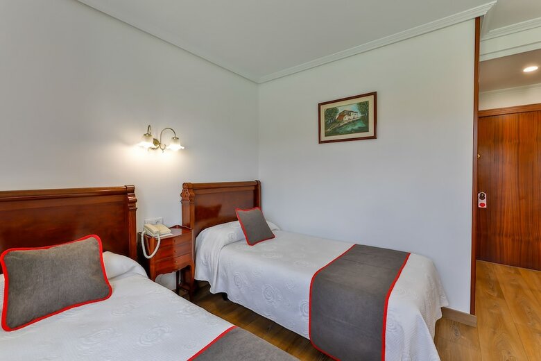 Hotel Santillana