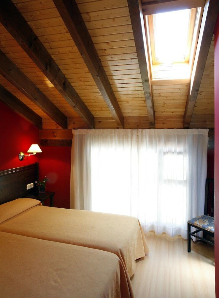 Apartamentos Aldea Del Puente