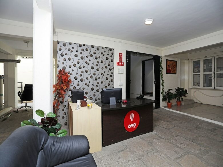 Hotel Oyo 946 Royce Studio Apartments