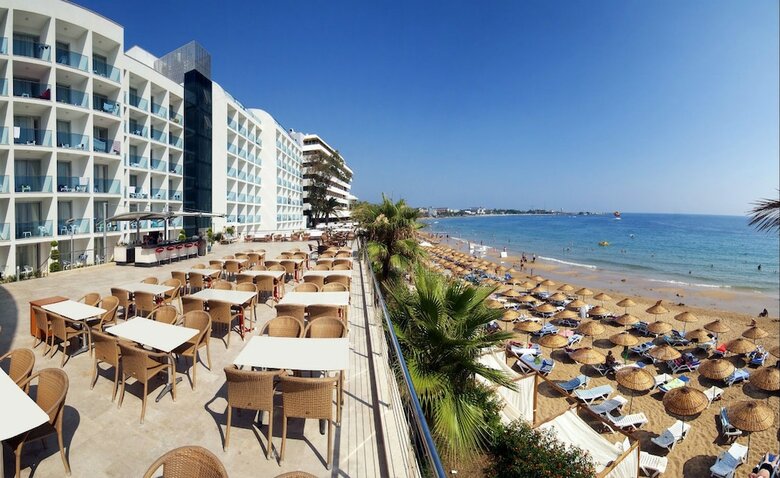 Hotel Yalihan UNA