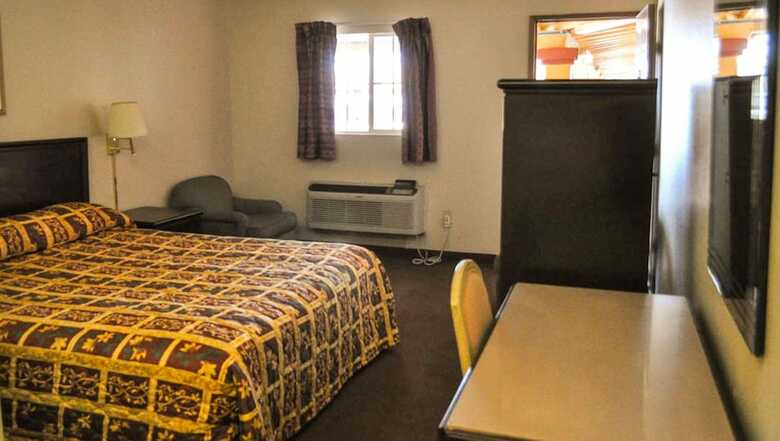 California Suites Motel