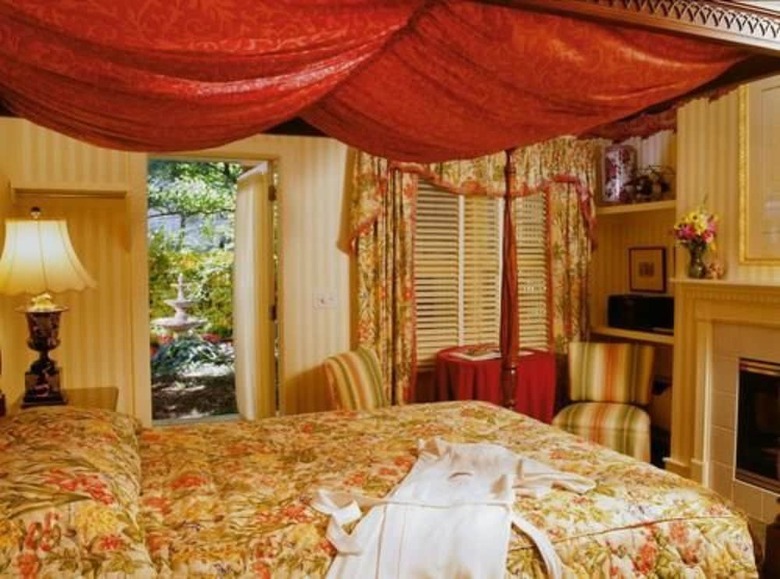 Bed & Breakfast Hidden Garden Cottages & Suites