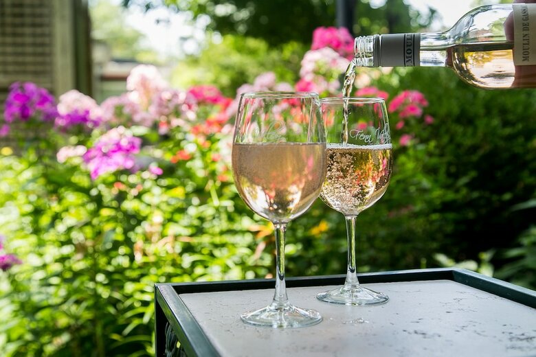 Bed & Breakfast Hidden Garden Cottages & Suites