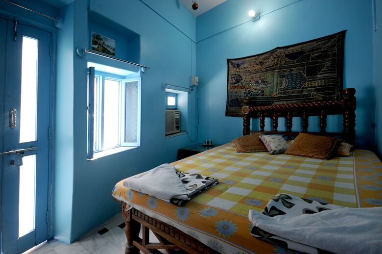 Hotel Cosy Guest House