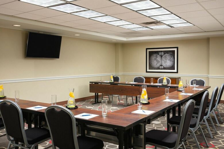 Hotel Four Points By Sheraton Bentonville