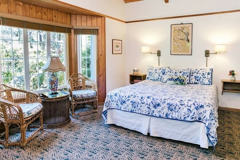 Bed & Breakfast Kilauea Lodge And Restaurant