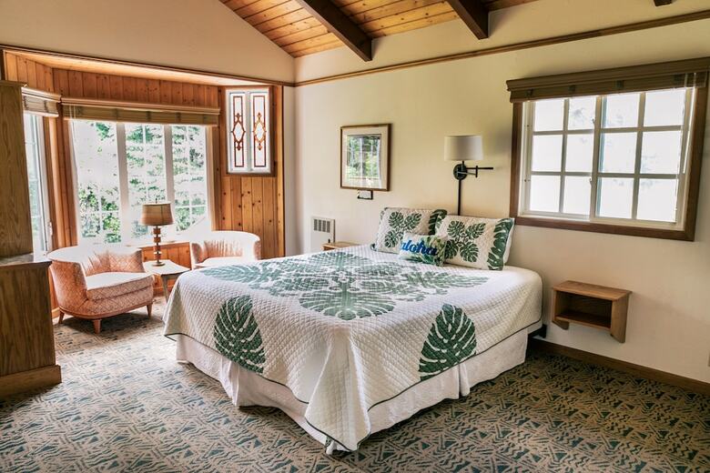 Bed & Breakfast Kilauea Lodge And Restaurant