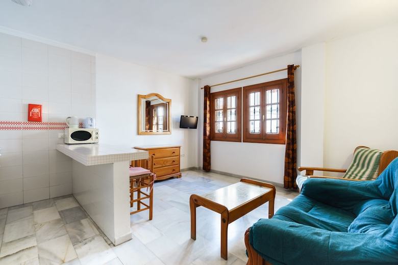 Oyo Apartamentos Pepe Mesa