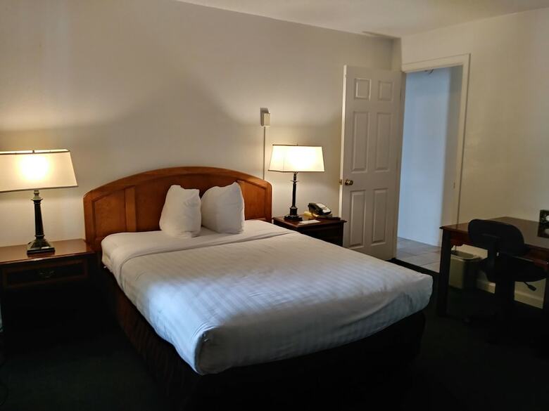 Motel University Inn