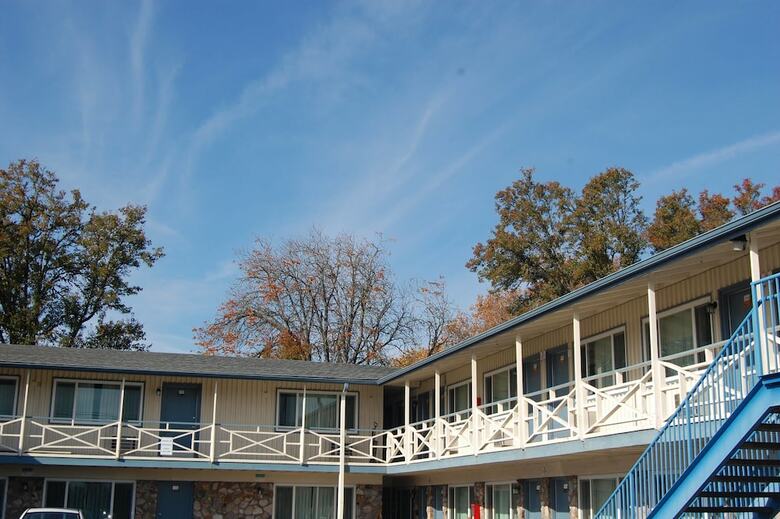 Motel University Inn