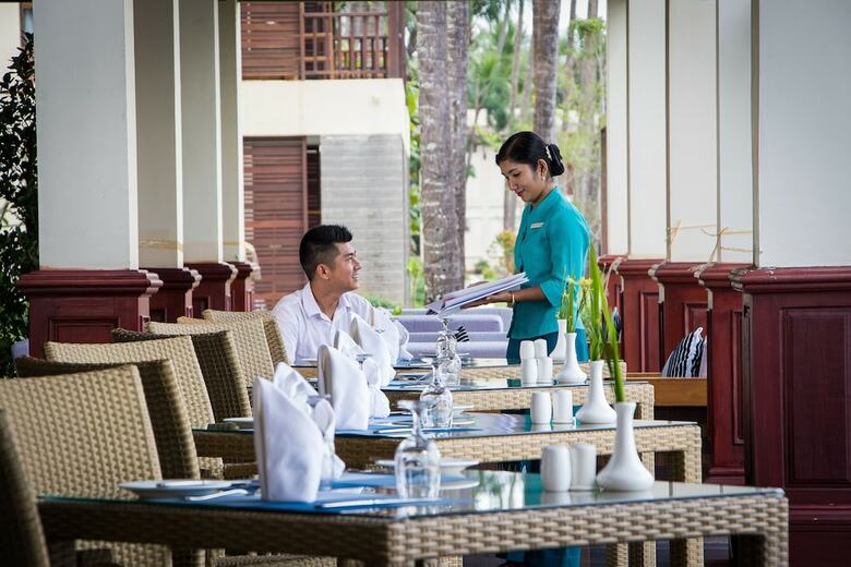 Hotel Merciel Retreat & Resort