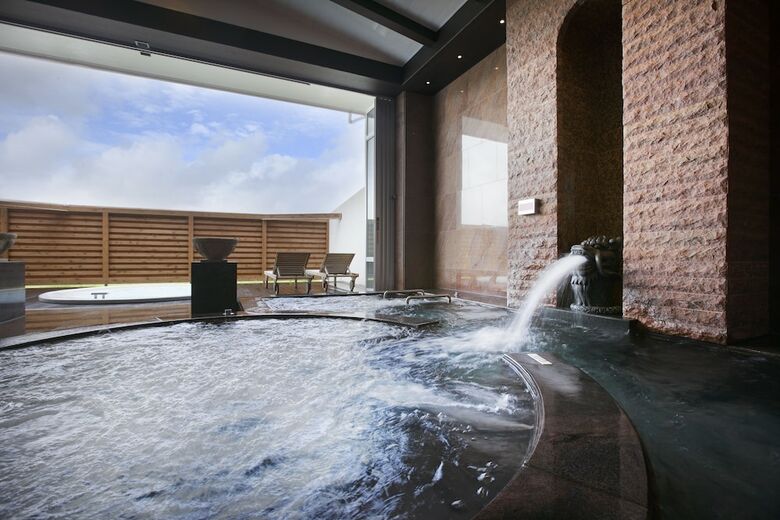 Hotel Okinawa Marriott Resort & Spa