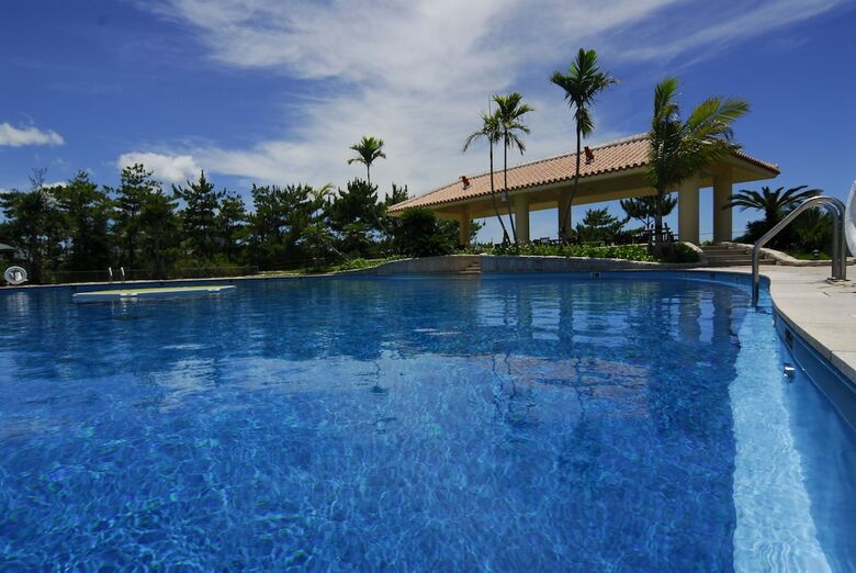Hotel Okinawa Marriott Resort & Spa