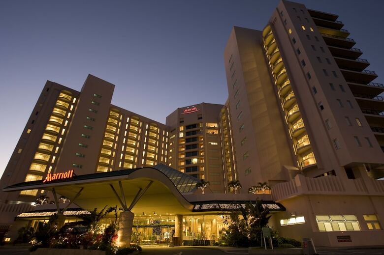 Hotel Okinawa Marriott Resort & Spa