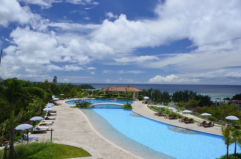Hotel Okinawa Marriott Resort & Spa