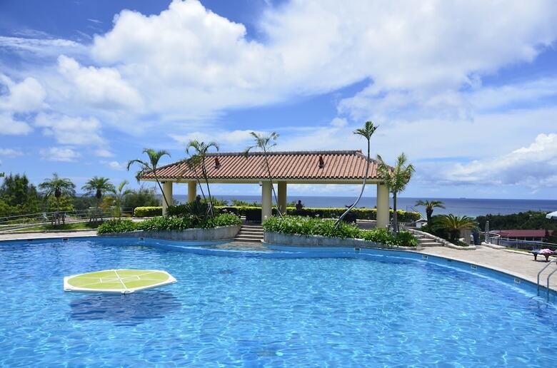Hotel Okinawa Marriott Resort & Spa