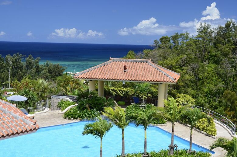 Hotel Okinawa Marriott Resort & Spa