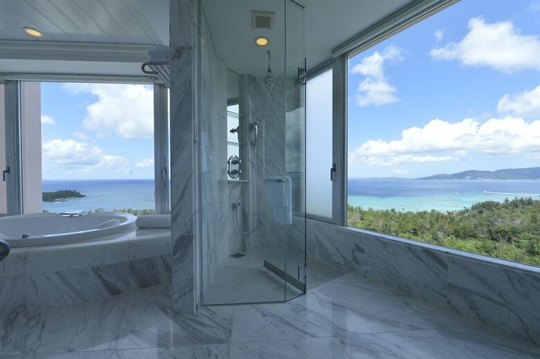 Hotel Okinawa Marriott Resort & Spa