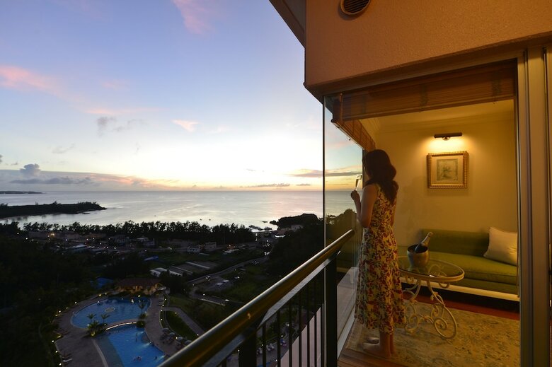 Hotel Okinawa Marriott Resort & Spa