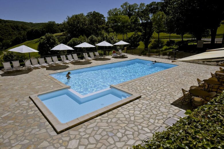 Hotel Ch�teau de Salles