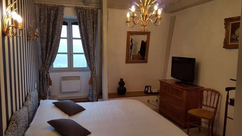 Hotel Ch�teau de Salles