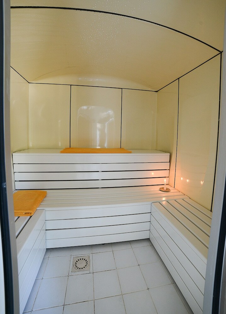 Hotel Ch�teau de Salles