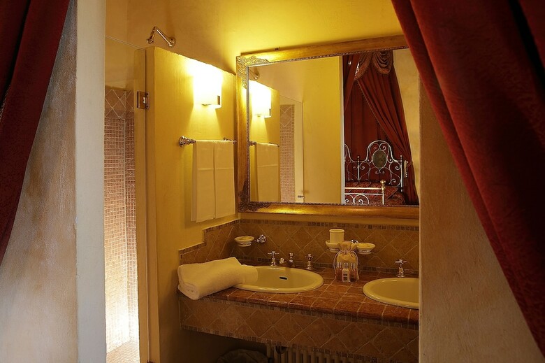 Agroturismo Castello Di Tornano