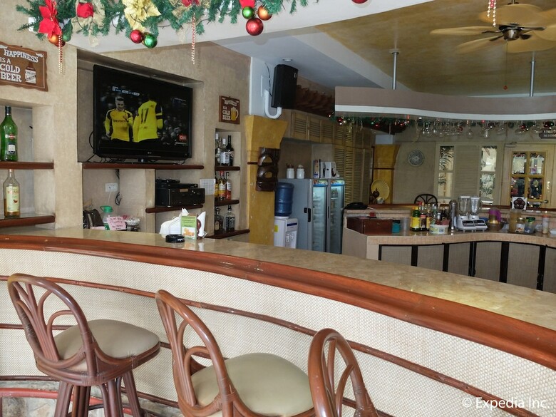 Pacific Breeze Hotel And Resort