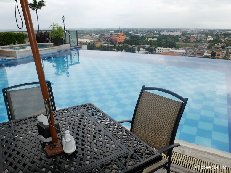 Hotel Central Park Tower Resort