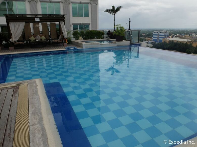 Hotel Central Park Tower Resort