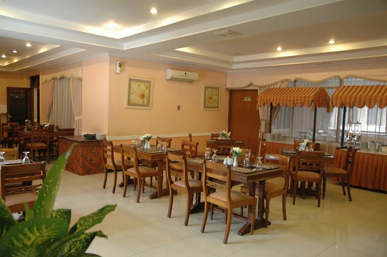 Riyadi Palace Hotel