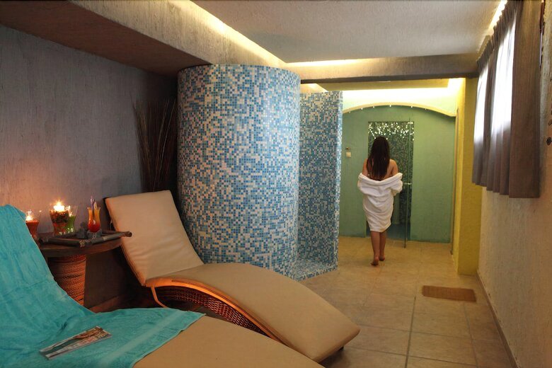Nevros Hotel Resort & Spa