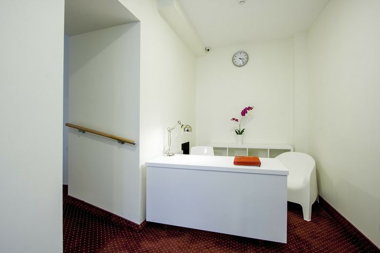 Hotel Real House
