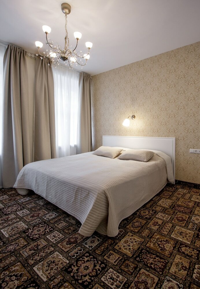 Hotel Real House