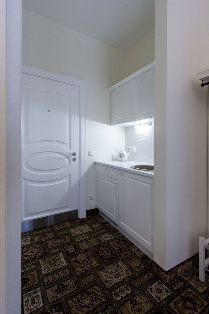 Hotel Real House