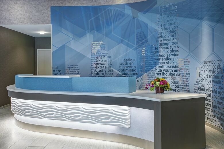 Hotel Springhill Suites By Marriott Milwaukee Downtown