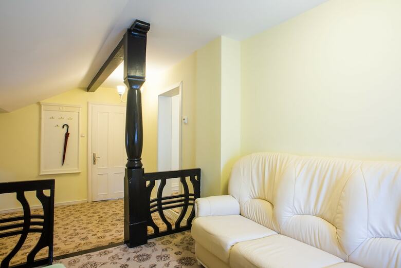 Hotel Vila Economat